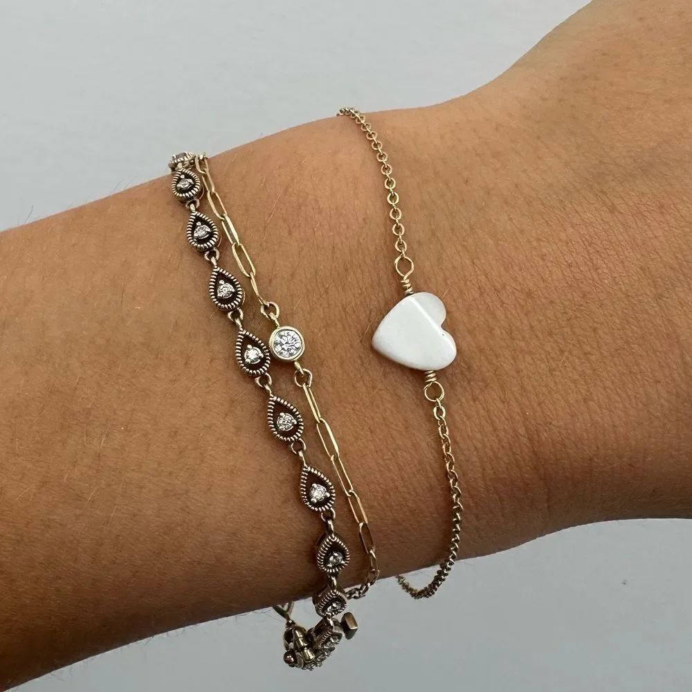 14k GF Yellow Gold Shell Heart Charm Bracelet Adjustable Size 6.5 - 8